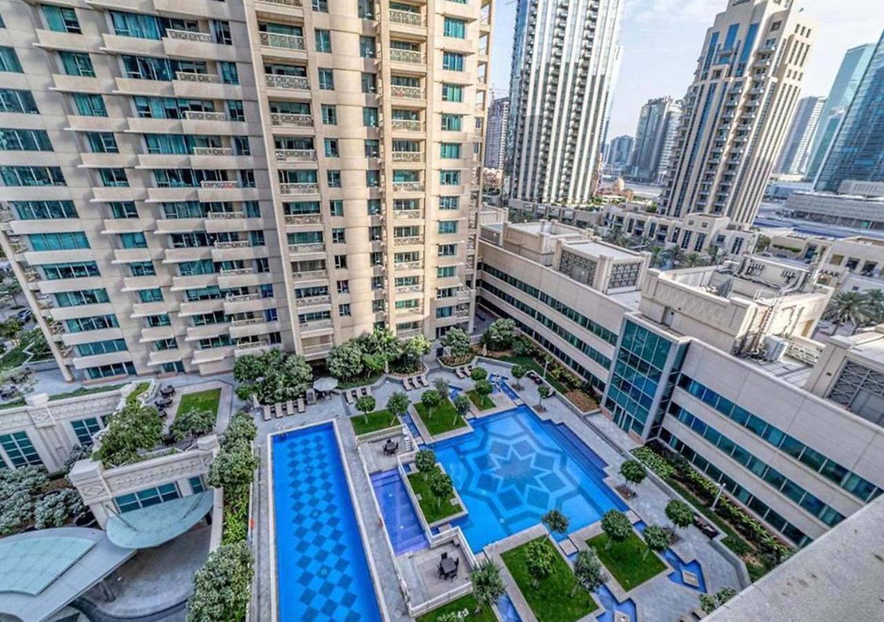 Luxury 2Br Downtown Apt With Burj Khalifa Views ดูไบ ภายนอก รูปภาพ